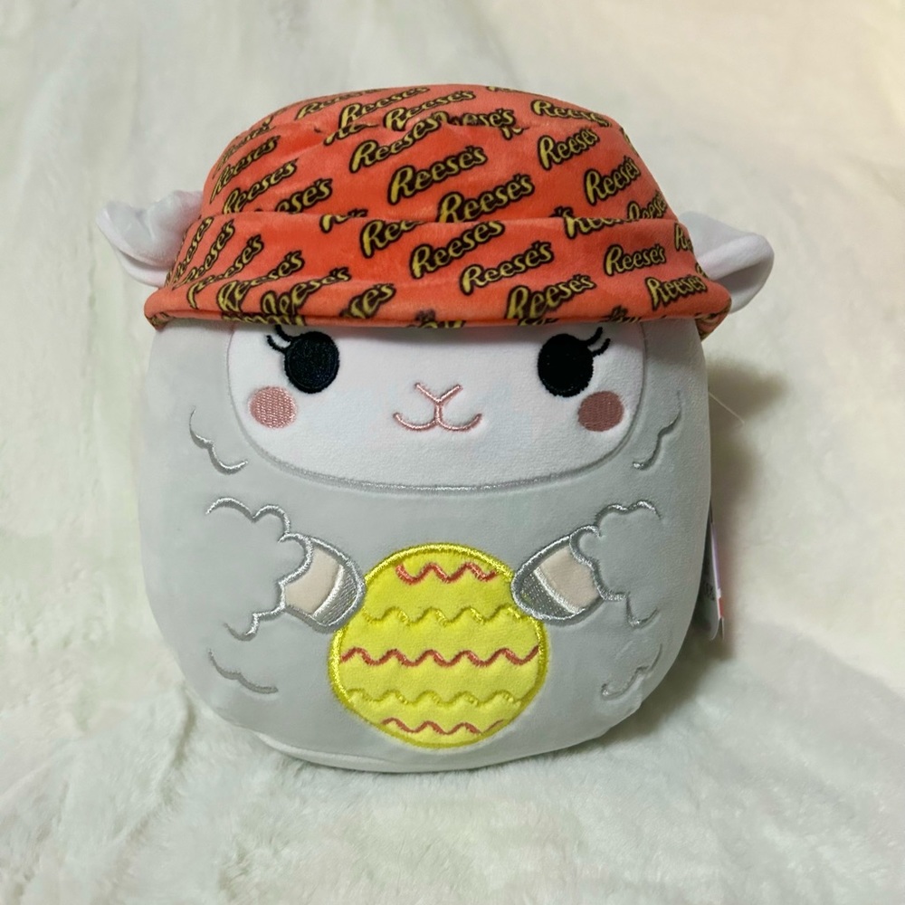 NWT Squishmallows 8” Reese’s Sophie the Lamb Easter 2024 Plush